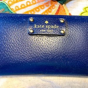 Kate spade wallet AUTHENTIC